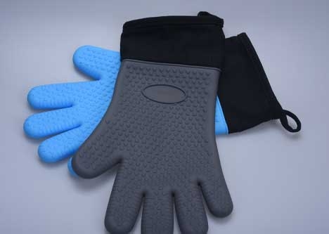 GiroFure Silicone Oven Gloves and Potholders Heat Resistant Mitts Set for Cooking Grill Easy Clean Waterproof Flexible Non-Slip