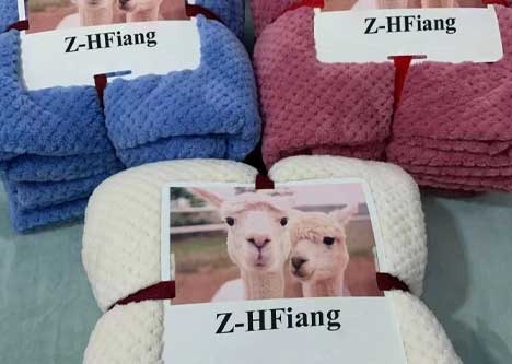 Z-HFiang Soft Flannel Throw Blanket Cozy Lightweight Blankets Floor Sofa Couch Bed Decorative Quilts for Home Travel Camping