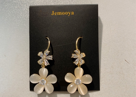 Jemooya Fashion Jewelry Gold Plated Stylish Fancy Party Wear Hangings Clip On Earrings Earrings for Girls & Women